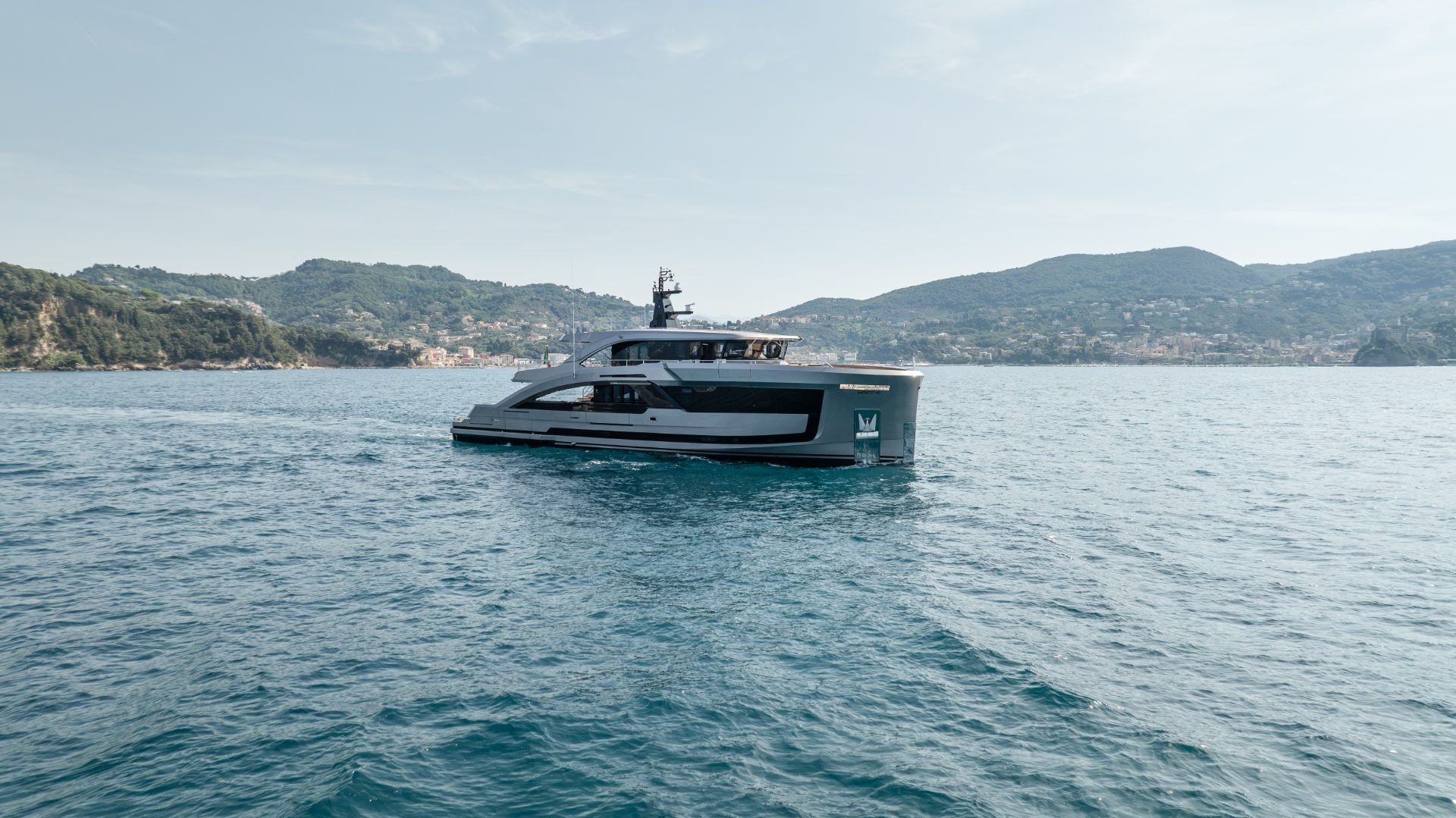 ANTONINI NAVI DELIVERS SEAMORE 34, A FULL-CUSTOM STEEL CROSSOVER YACHT