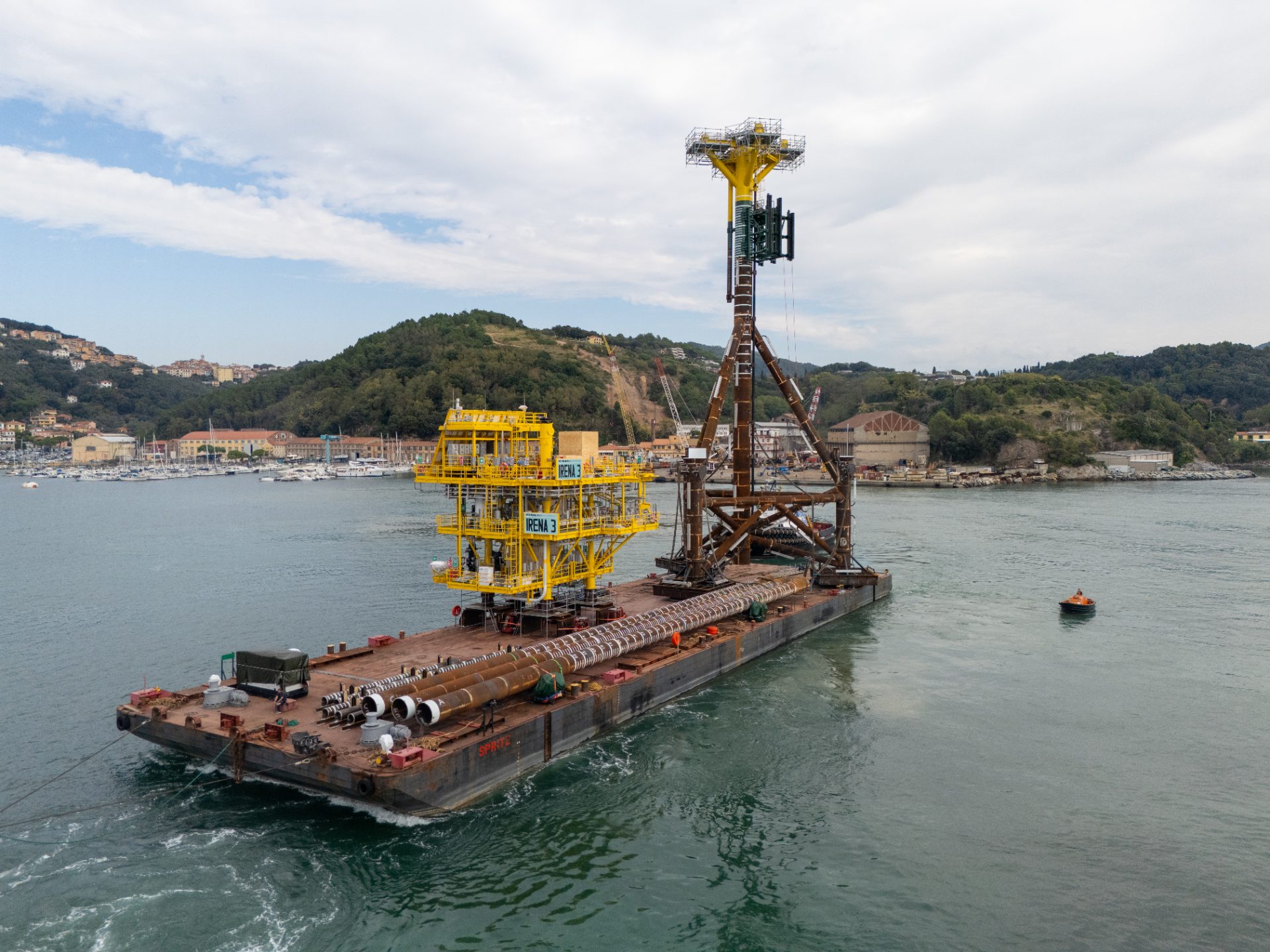 GRUPPO ANTONINI COMPLETES IRENA 3 PLATFORM LOAD-OUT AND SAIL-AWAY
