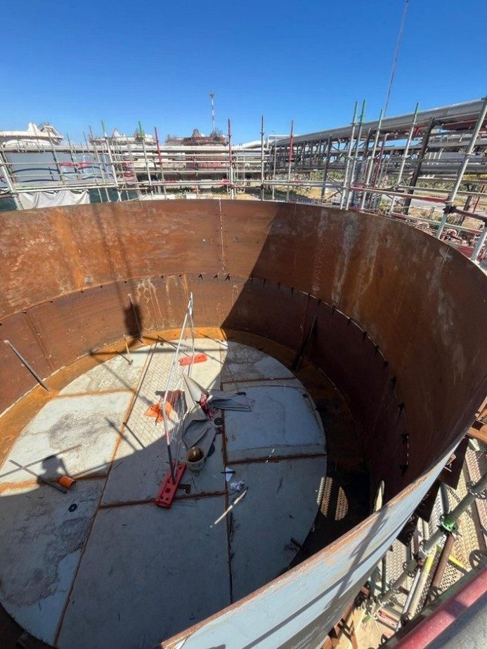 EXECUTION OF MAINTENANCE, IMPROVEMENT AND MODIFICATION ACTIVITIES ON ATMOSPHERIC STORAGE TANKS AT THE ENILIVE BIOREFINERY SITE (GELA)